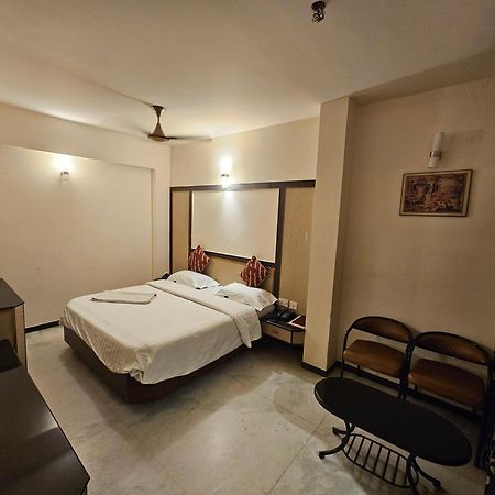 Hotel Merilin Erode Zewnętrze zdjęcie