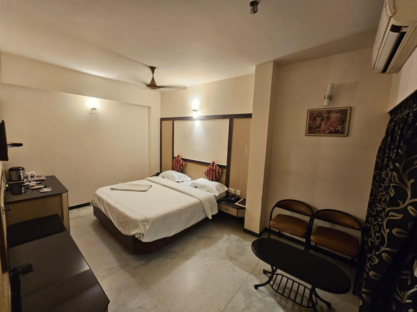 Hotel Merilin Erode Zewnętrze zdjęcie